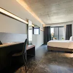 The Londoner Hotel San Ġiljan