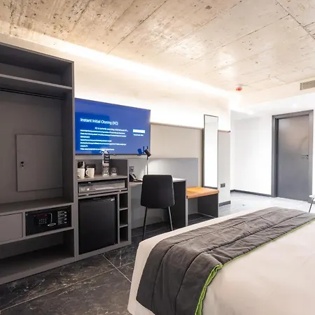 Hotel The Londoner 3*