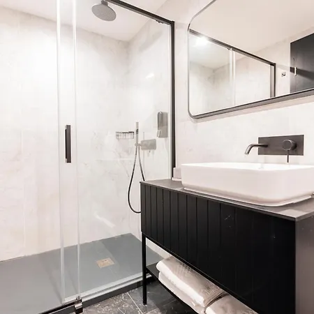 Hotel The Londoner 3*