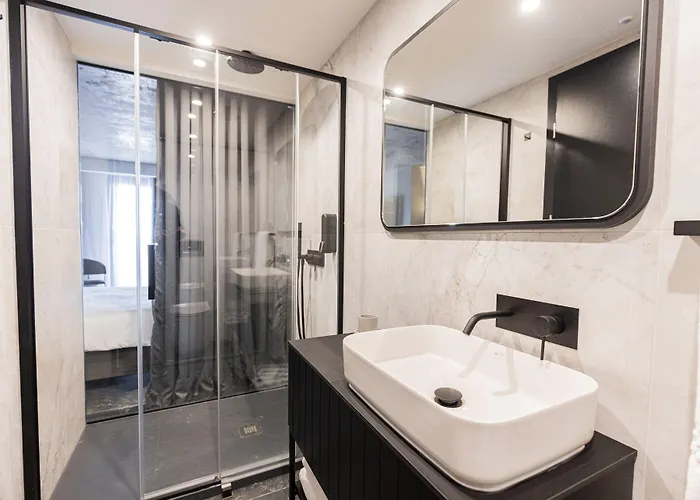 The Londoner 3* Saint Julian's