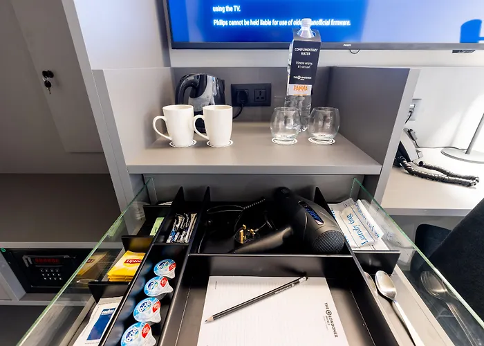 Otel The Londoner 3*