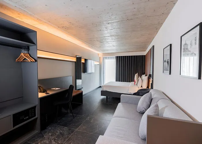 The Londoner 3* Сент Джулианс