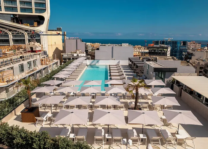 The Londoner Сент Джулианс